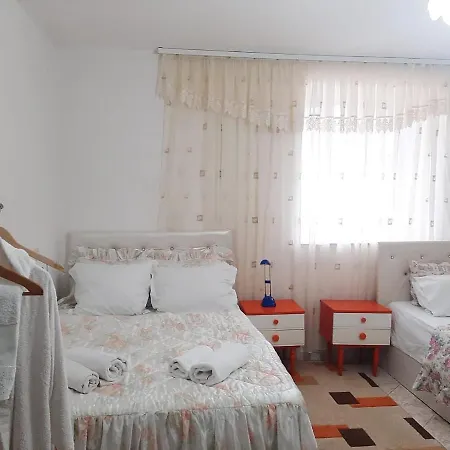 فندق مبيت وإفطار Vrenjo