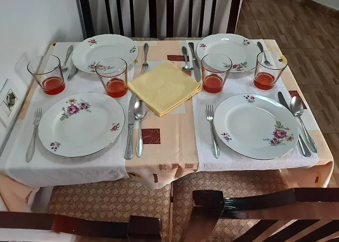 Alojamento de Acomodação e Pequeno-almoço Vrenjo Gjirokastër