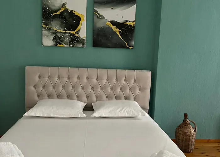 Alojamento de Acomodação e Pequeno-almoço Vrenjo