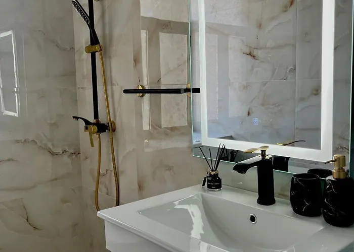 Vrenjo 住宿加早餐酒店 4*