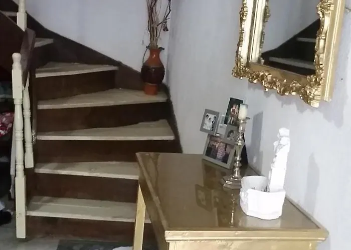 Alojamento de Acomodação e Pequeno-almoço Vrenjo Gjirokastër